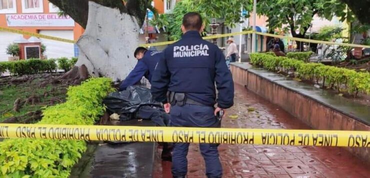 Man dies in Chapala square