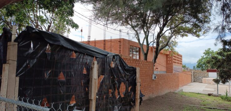 Entrance to Ajijic’s Kinder Aurelia Flores Kindergarten opening soon