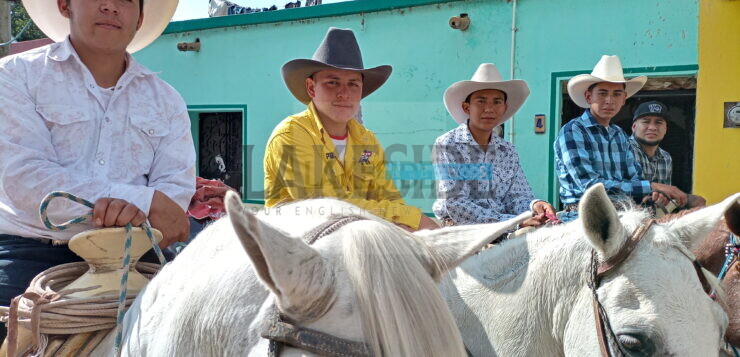 San Juan Cosalá celebrates its patriotic parade September 25