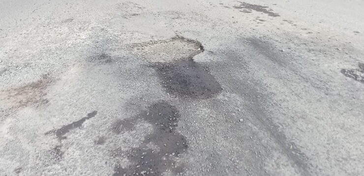 Potholes return at the entrance of Jocotepec