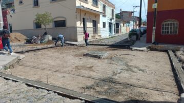 Ajijic's crosswalks project is ahead of schedule and moving fast