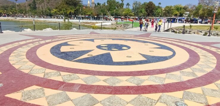 The dancing fountain on the Chapala malecon revived