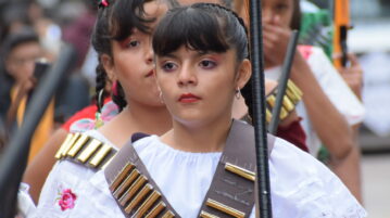 Big turnout for the Revolution parade in Chapala