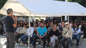 World record mathematician visits Jocotepec regional campus