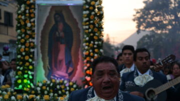 Crowd accompanies the Virgin of Guadalupe in San Juan Cosalá Numbers up from previous years