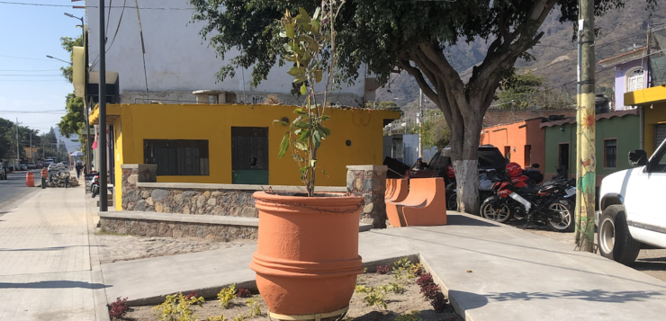 San Juan Cosalá intersection gets a touchup