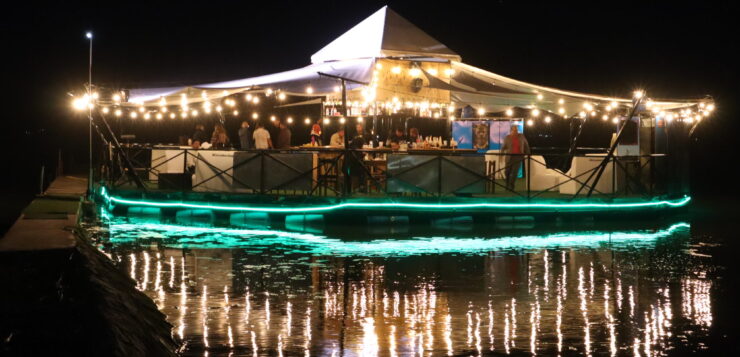 Circus Island, Chapala’s first floating bar