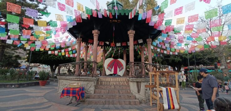 Ajijic unveils its own “magic town” heart in traveling display