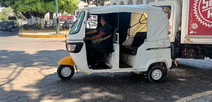 Unlicensed Chapala mototaxis spark regulations reforms