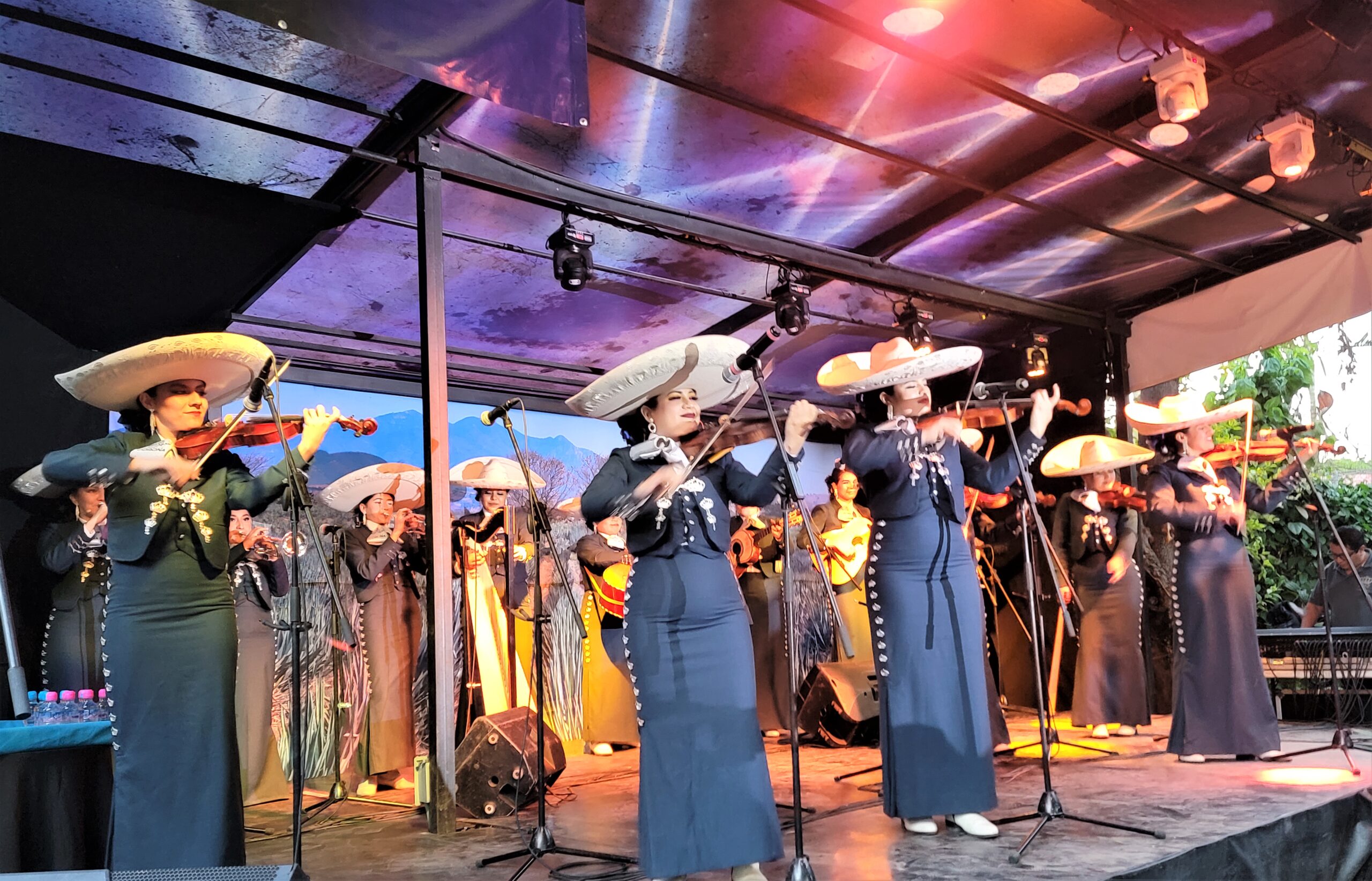 LCS’s mariachi Gala breaks attendance records