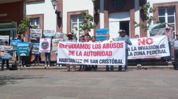 San Cristobal citizens protest in front of the Jocotepec City Hall