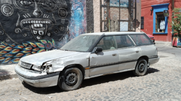 Only two abandoned cars removed from the streets of Ajijic