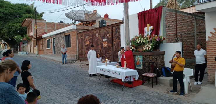 Celebrating the four crosses of San Antonio Tlayacapan