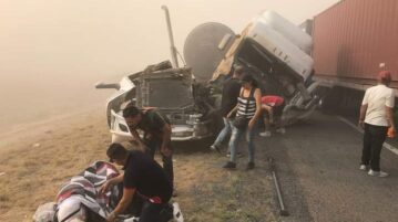 Dust storm causes multiple collisions on Colima Highway