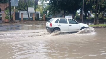 “Mexican monsoon” brings heavy rains and flooding to Chapala