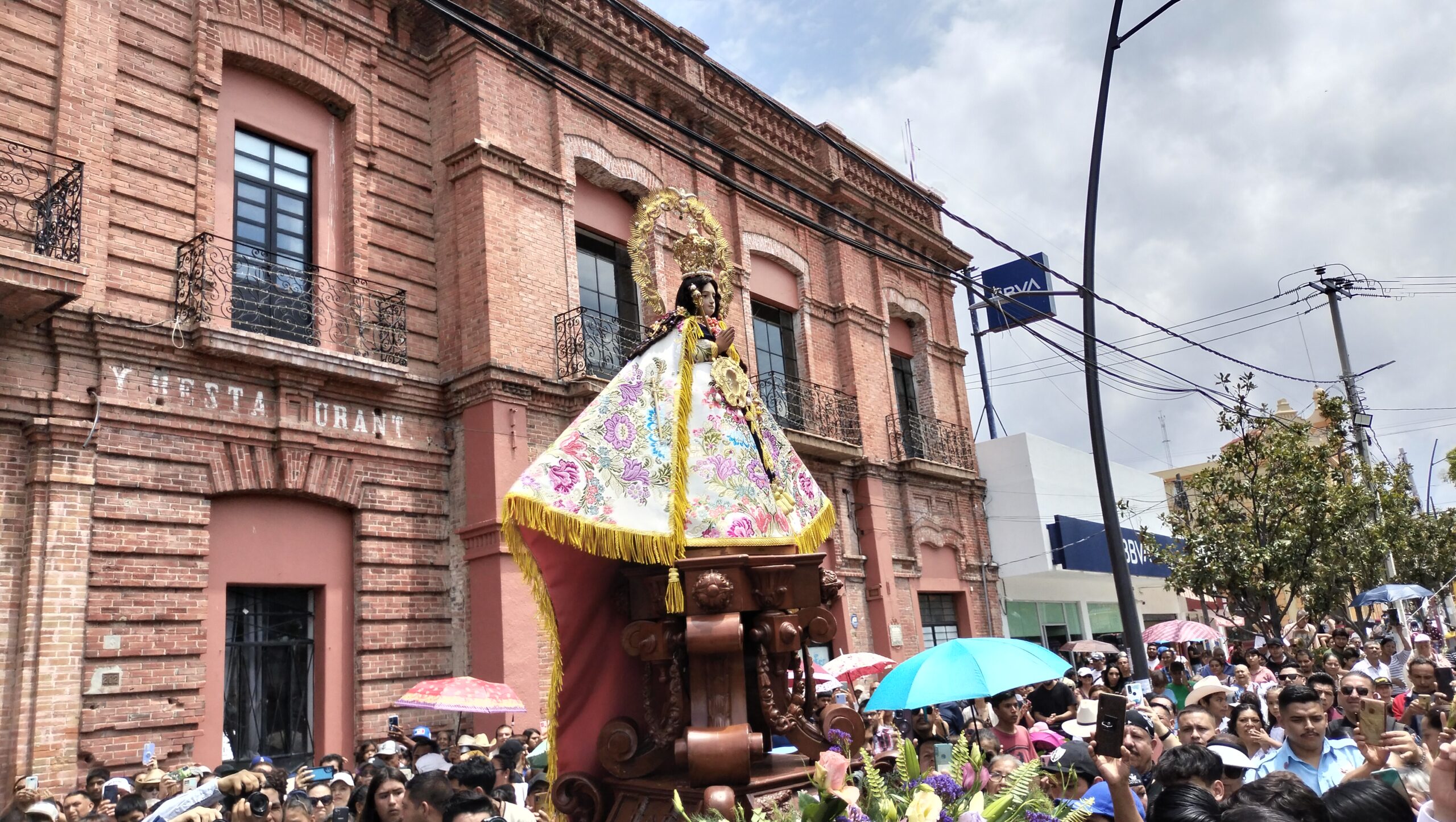 Ten thousand gather for Virgin of Zapopan return to Chapala