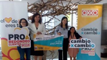 Oxxo donates more than 160 thousand pesos to the UBR of DIF Chapala