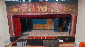 Ajijic Cultural Center's stage undergoes 70,000 peso renovation