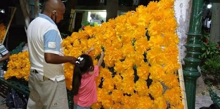 San Juan Cosalá preps for Day of the Dead weekend