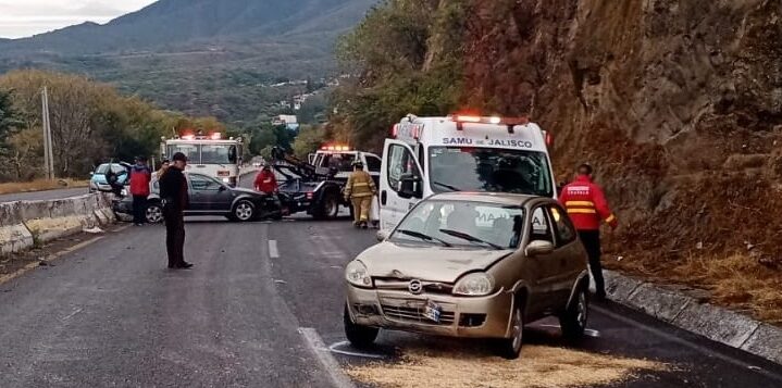 Two accidents occur on Chapala highway on December 4