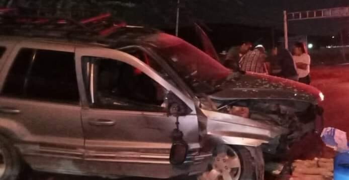 Car crash injures one person on highway at Ixtlahuacán