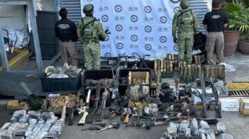 Army seizes weapons and explosives in Poncitlán home