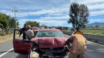 Head-on collision on Santa Rosa-La Barca highway