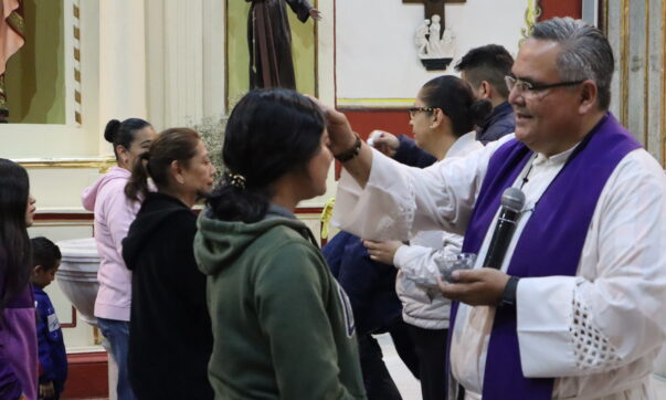 Hundreds attend Ash Wednesday service