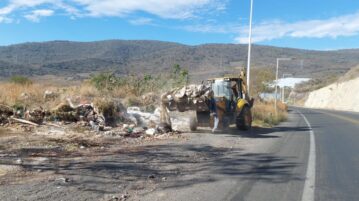 Two tons of trash removed from Jocotepec bypass