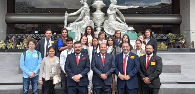 URIT - CESLAM students attend Congress in CDMX and Manzanillo