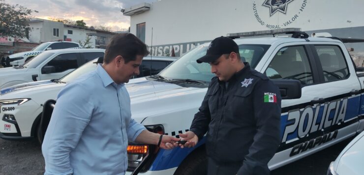 Chapala police department adds six patrol trucks to its fleet