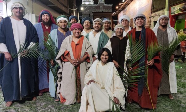 Reenactment of Palm Sunday touches hearts at San Andrés Apóstol parish