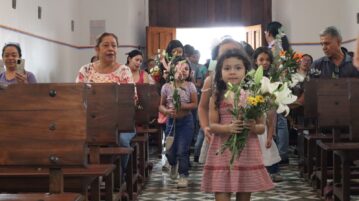 Flower offerings resume with reopening of Little Chapel