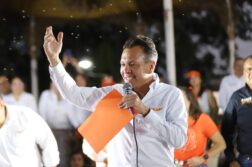 Jalisco gubernatorial candidate Lemus visits Chapala and San Juan Cosalá